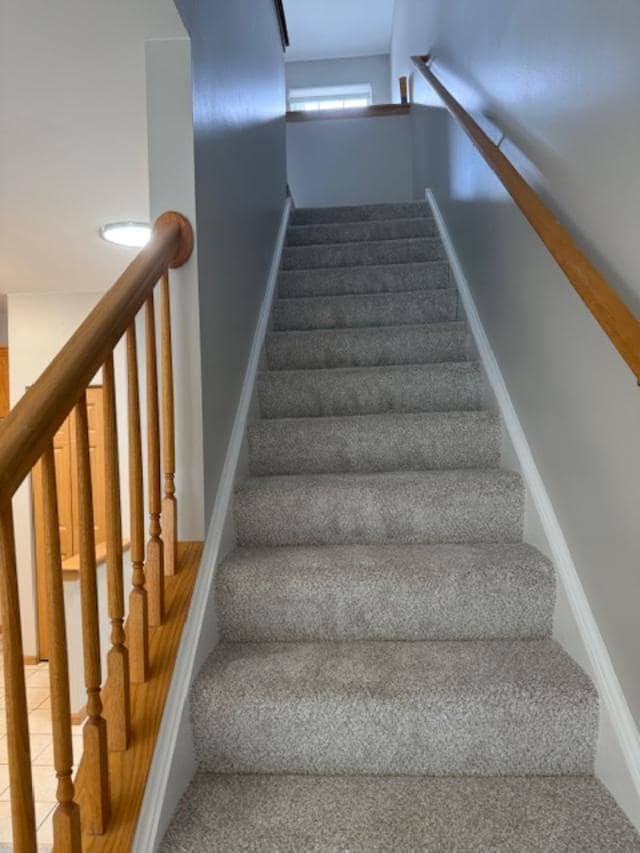 Building Photo - 1207 Brookdale Dr
