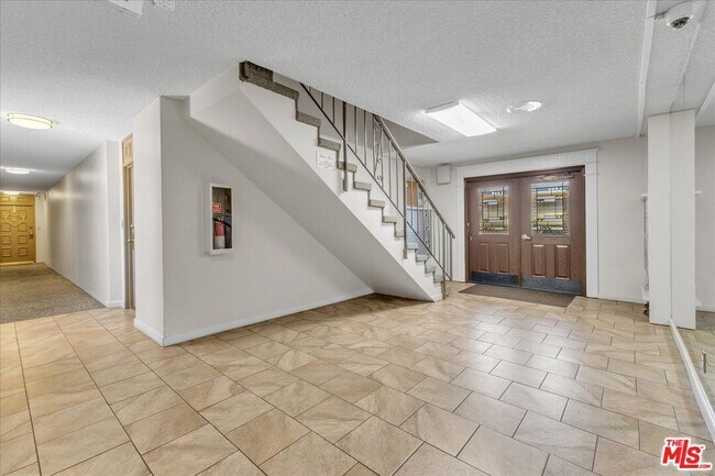 Building Photo - 5437 Corteen Pl