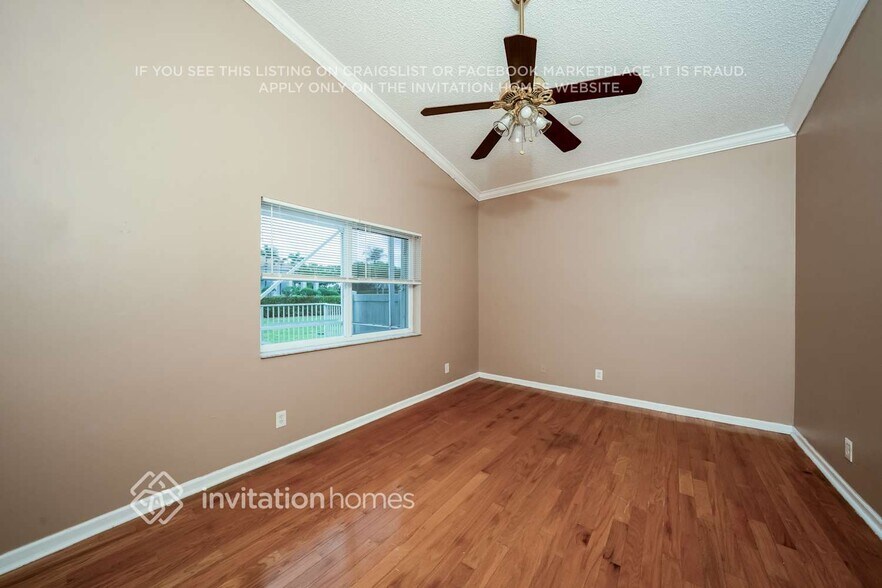 Building Photo - 5785 Raceway Rd
