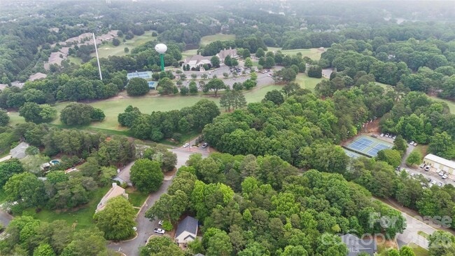 Building Photo - 25033 Molokai Dr