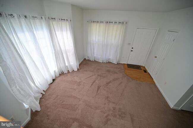 Building Photo - 9100 Goldfield Pl