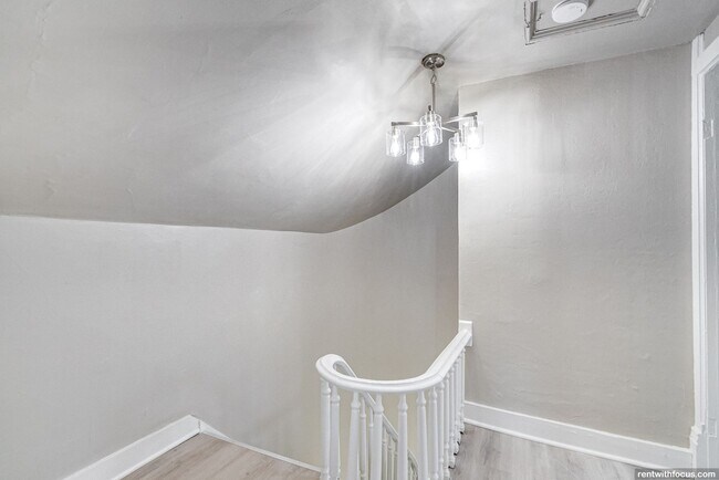 Building Photo - 416 High St