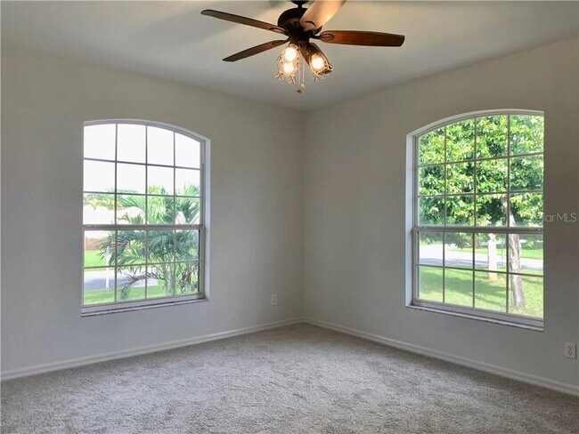 Building Photo - 2301 Goya Dr