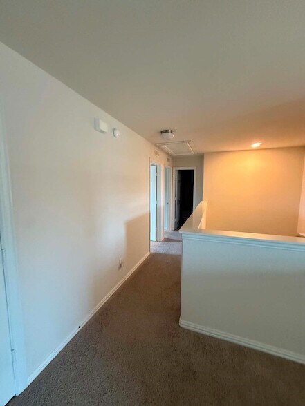 Building Photo - 19806 Amber Village Ln