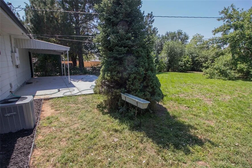 Building Photo - 7351 Decatur St