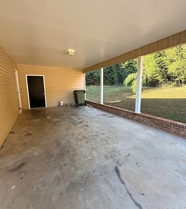 Building Photo - Newly Renovated 3 Bedroom 2 Bathroom Home In Clemson