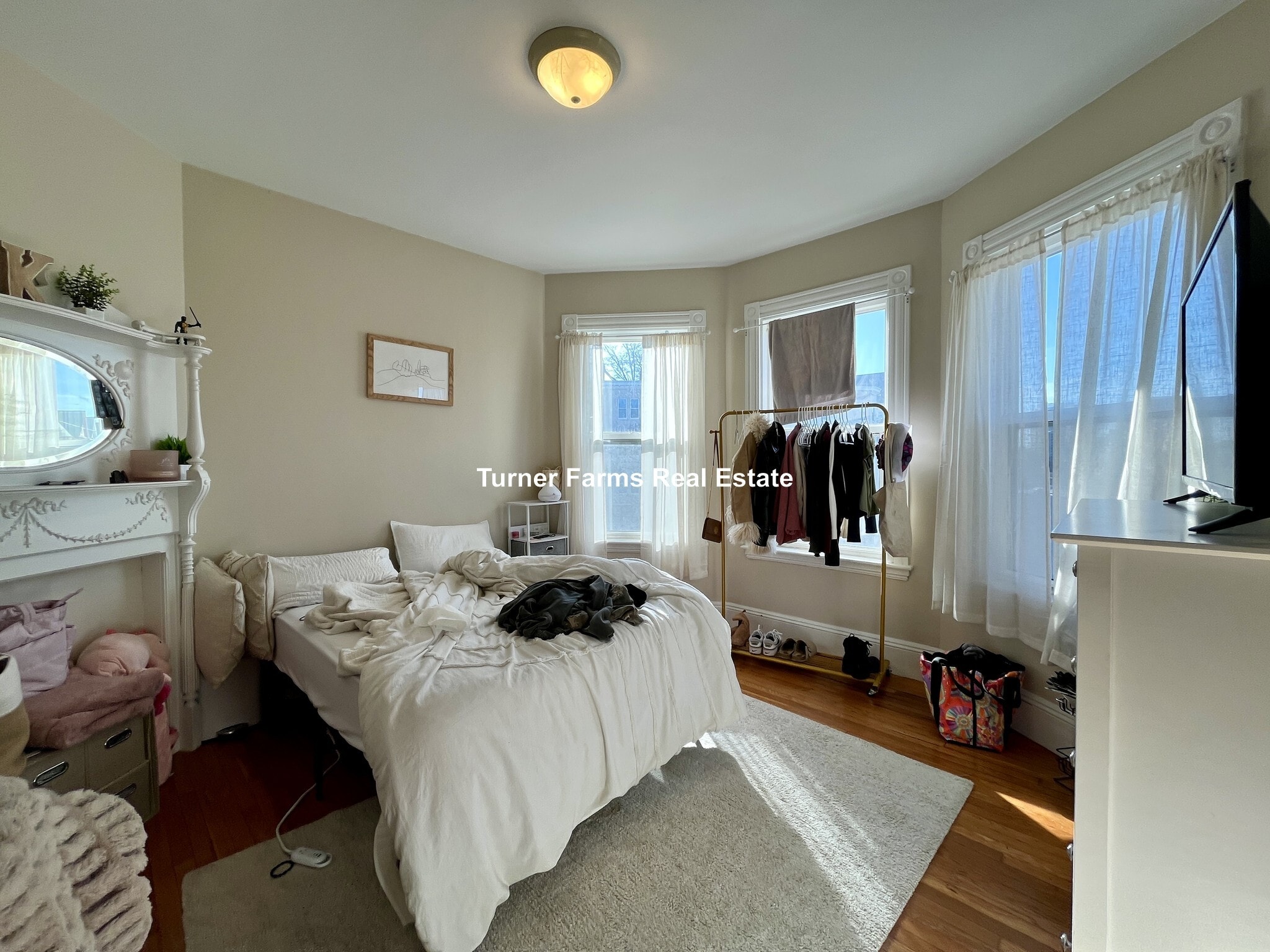 Building Photo - 122 Calumet St