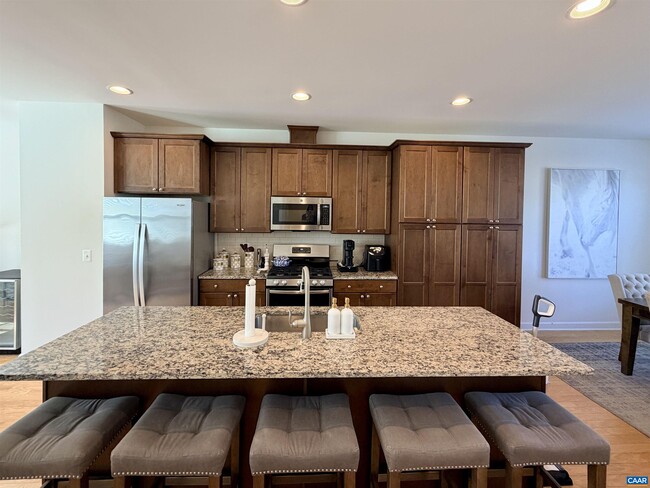 Building Photo - 133 Junction Ln