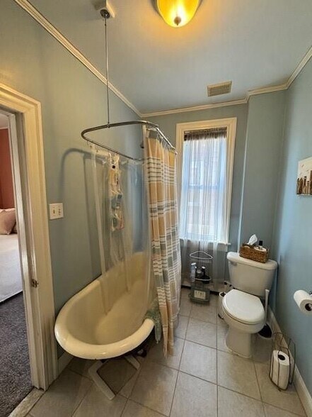 Building Photo - 4 Mansfield St