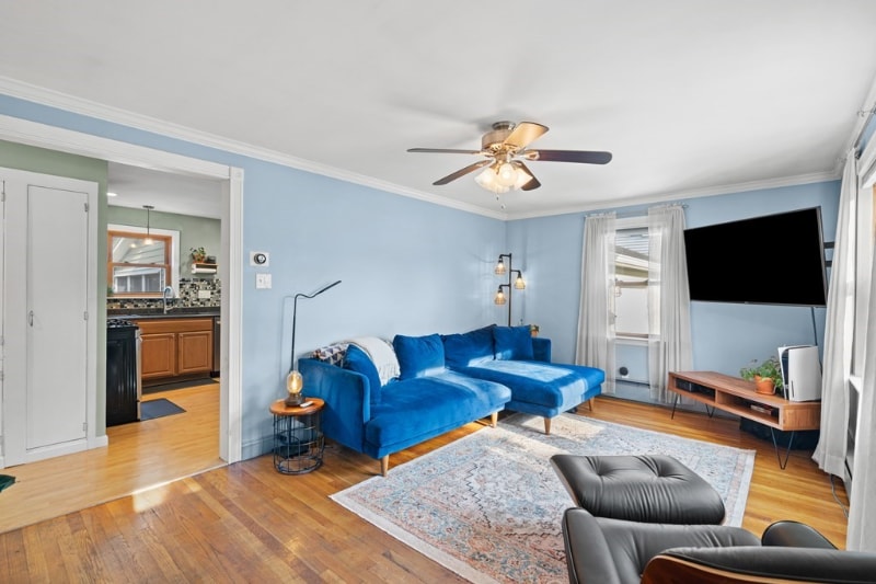 Building Photo - 10 Davignon St