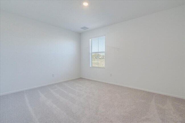 Building Photo - 238 Dreyer