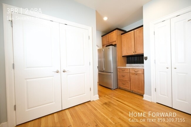 Building Photo - 144 Shawnee Pl