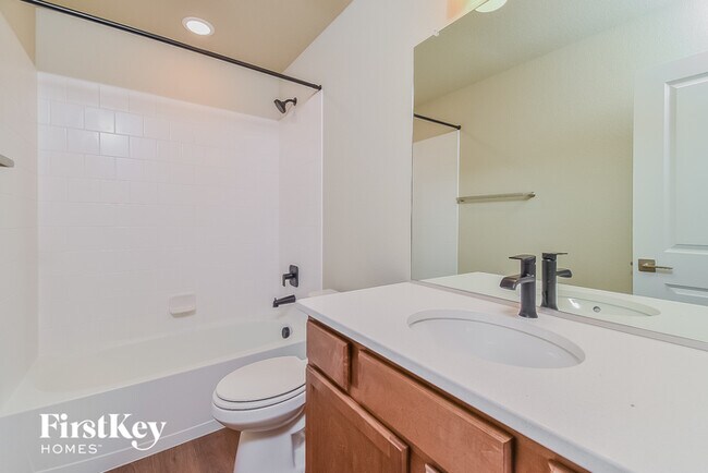 Building Photo - 10345 Luneth Dr