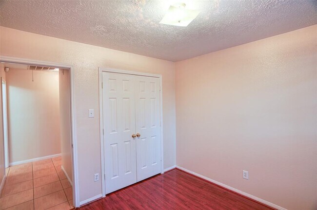 Building Photo - 14918 Appaloosa Ave
