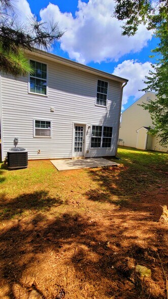 Building Photo - 521 Epris Ln