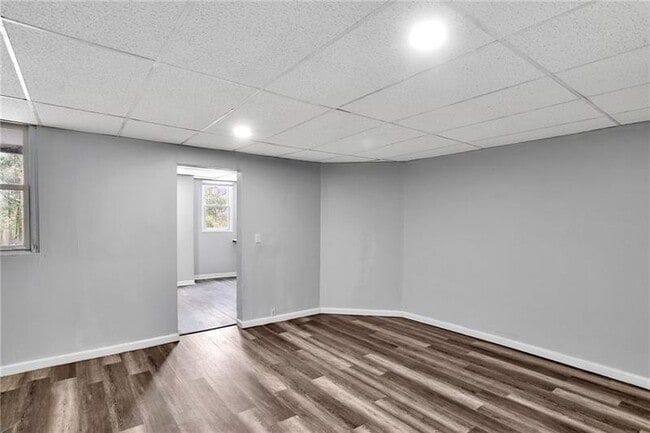 Building Photo - 3246 Richardson Ave