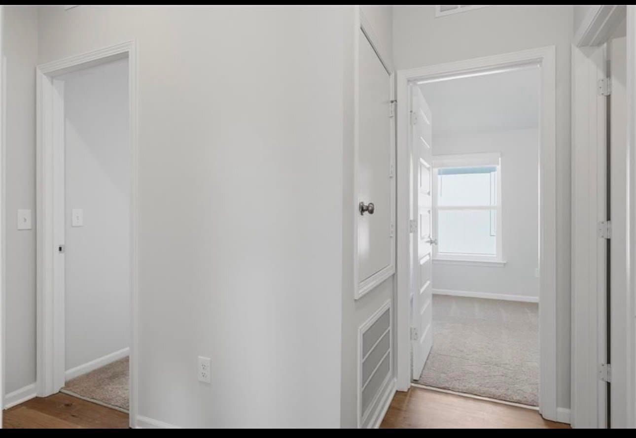 Building Photo - 877 N Buckeye St