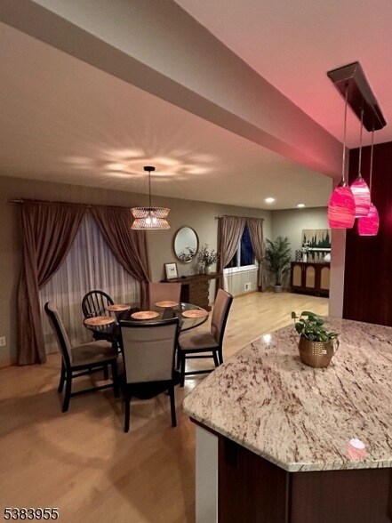 Building Photo - 27 Kingfisher Ct