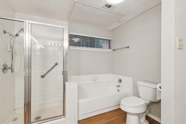 Building Photo - 5859 Frankford Rd