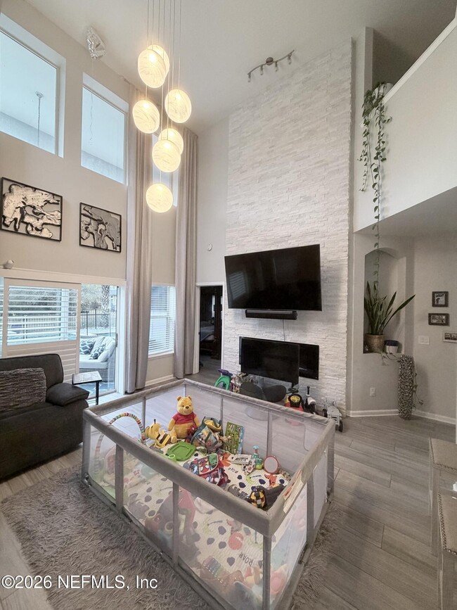 Building Photo - 6092 White Tip Rd