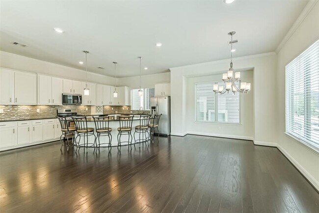 Building Photo - 1752 Monarch Ridge Dr