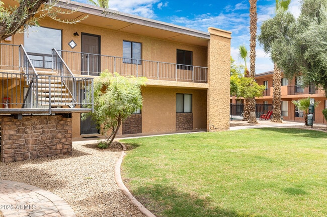 Building Photo - 7110 E Continental Dr