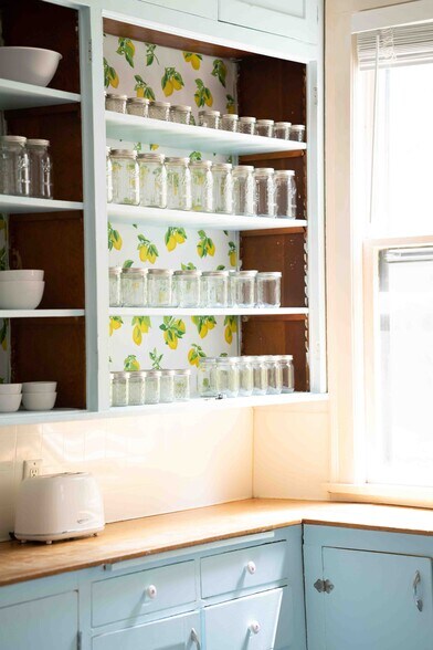 kitchen - 2419 1st Ave S