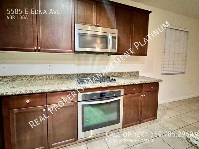 Building Photo - $2,350 Church & Clovis Ave. - 4 Bedroom ho...