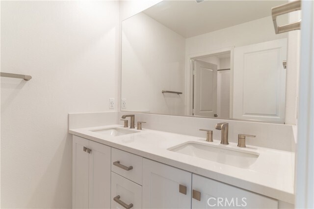 Building Photo - 301 Baluster