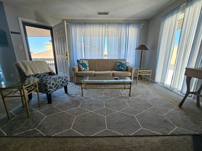 Building Photo - VISTA POINTE