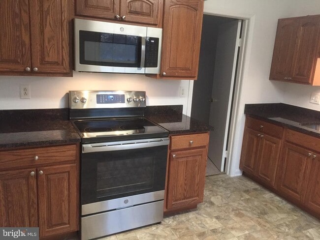 Building Photo - 14827 Belle Ami Dr