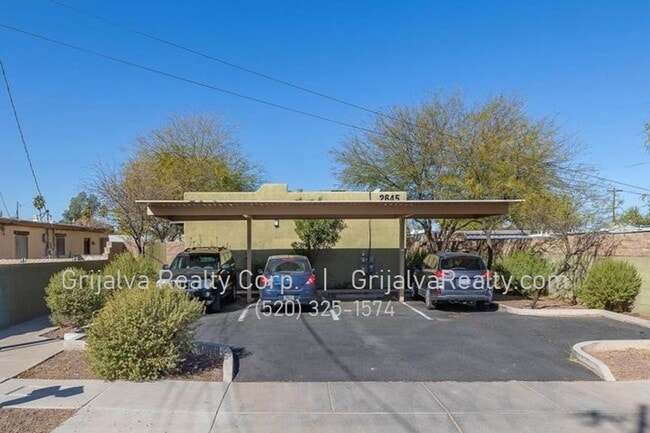 Building Photo - 2645 N Edith Blvd