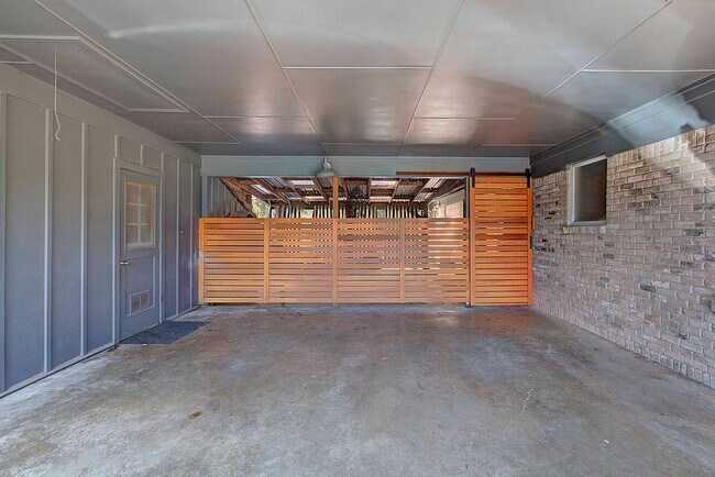 Building Photo - 5500 Westminster Dr