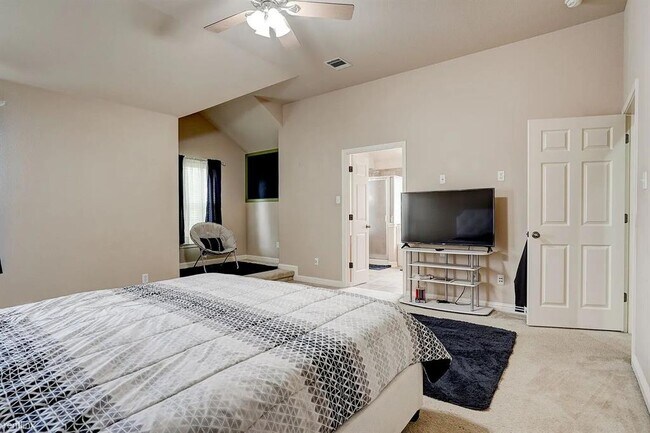 Building Photo - 3784 Turetella Dr