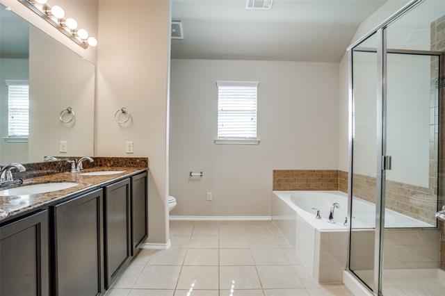 Building Photo - 209 Red Hawk Pl