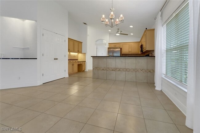 Building Photo - 8794 Fawn Ridge Dr