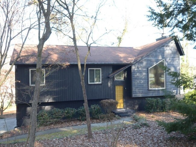 Building Photo - 1179 Justice Dr