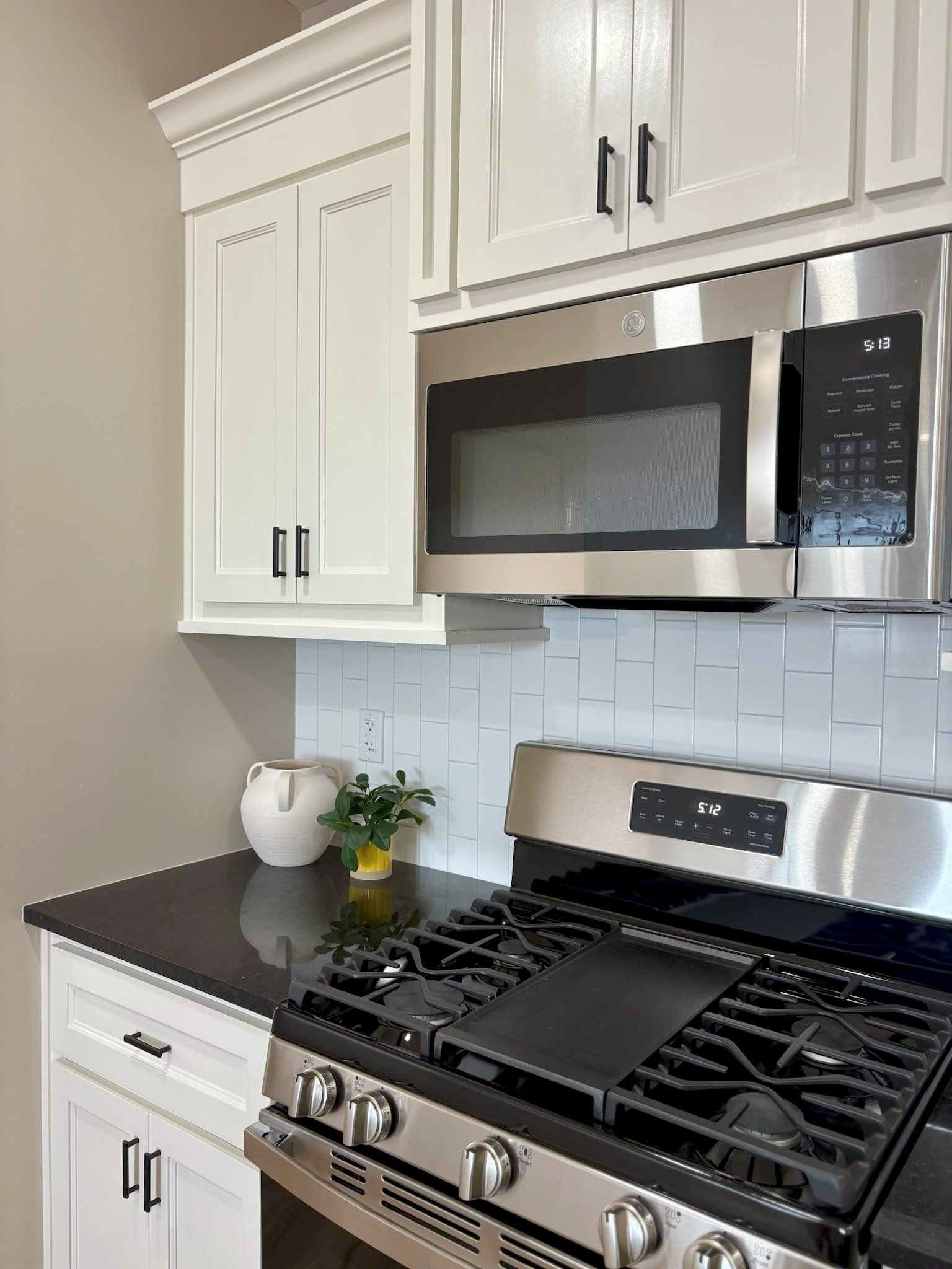 Building Photo - 11075 Tierra Santa Dr