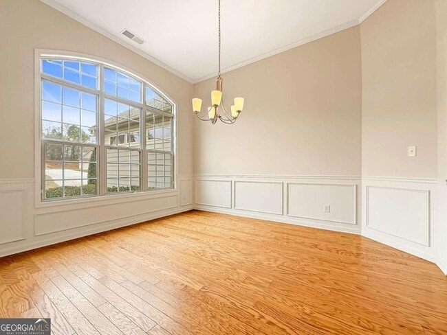 Building Photo - 263 Forrest Dr