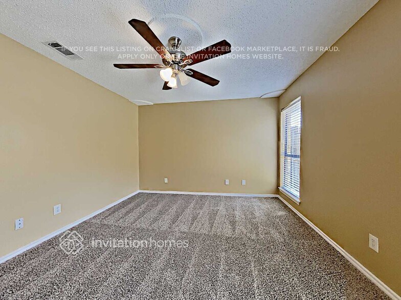 Building Photo - 6620 Basswood Dr