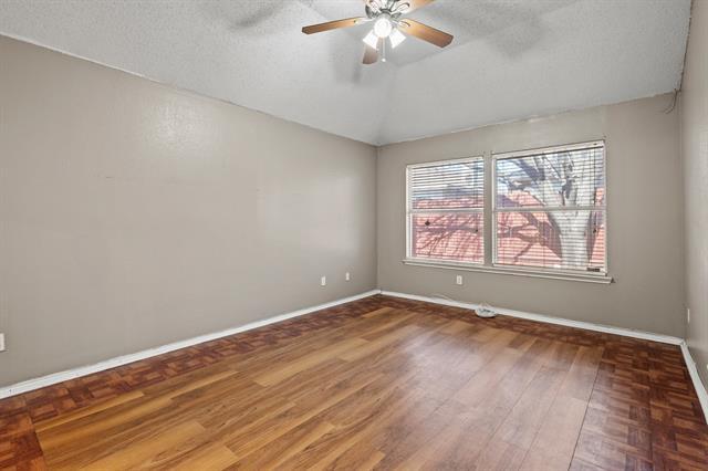 Building Photo - 5636 Creekhollow Dr