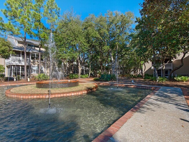 Building Photo - 3BR/3BA Fully Furnished Beach Cottage at H...
