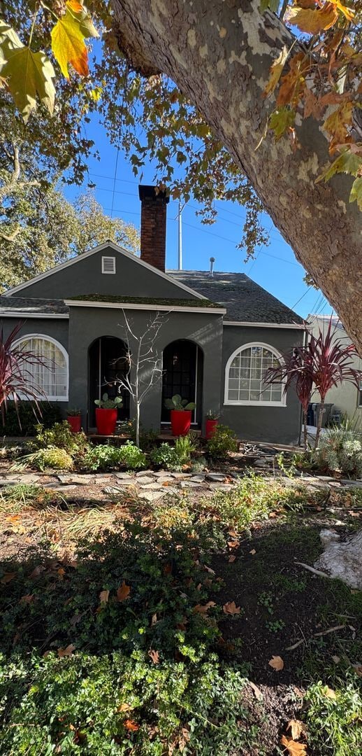 Building Photo - Charming 1 Bedroom 1 Bath Historic Duplex, Land Park-Curtis Park Area SEE VIDEO