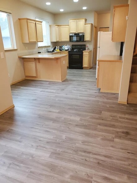 Building Photo - 18323 13th Avenue Ct E