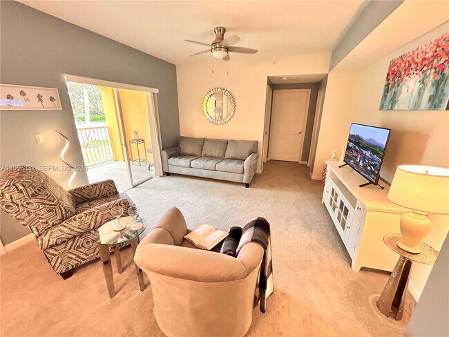 Building Photo - 5050 Fairways Cir