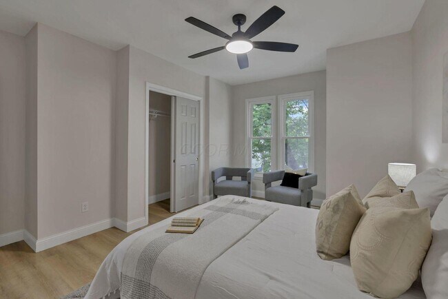 Building Photo - 72 Avondale Ave
