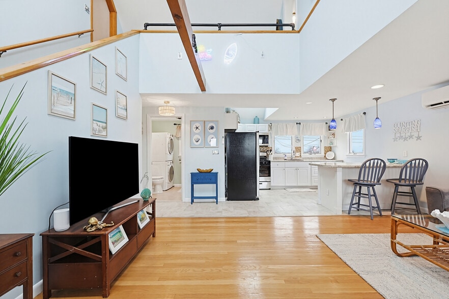 Unit 2 - 73 Church St