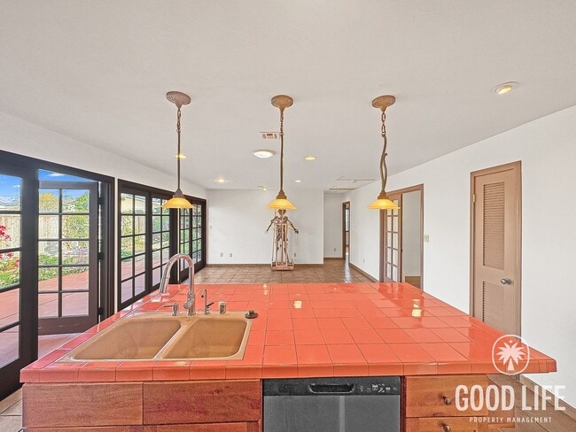 Building Photo - Beautiful 3bd/2ba home!