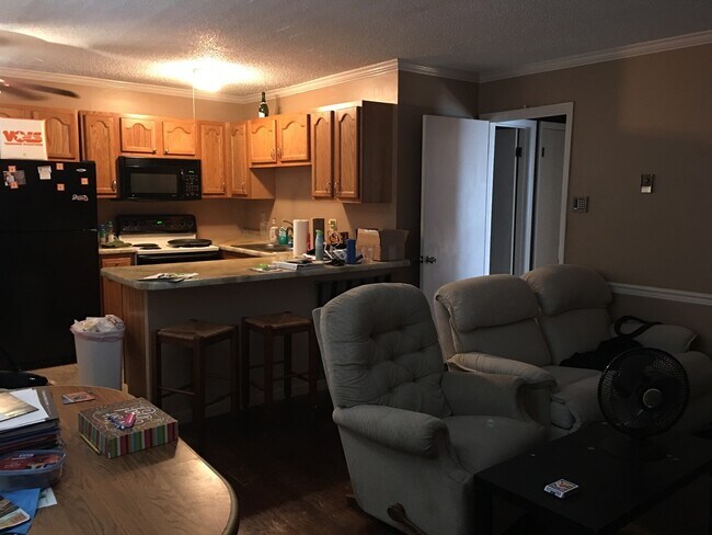 Building Photo - 1507 Highland Ave