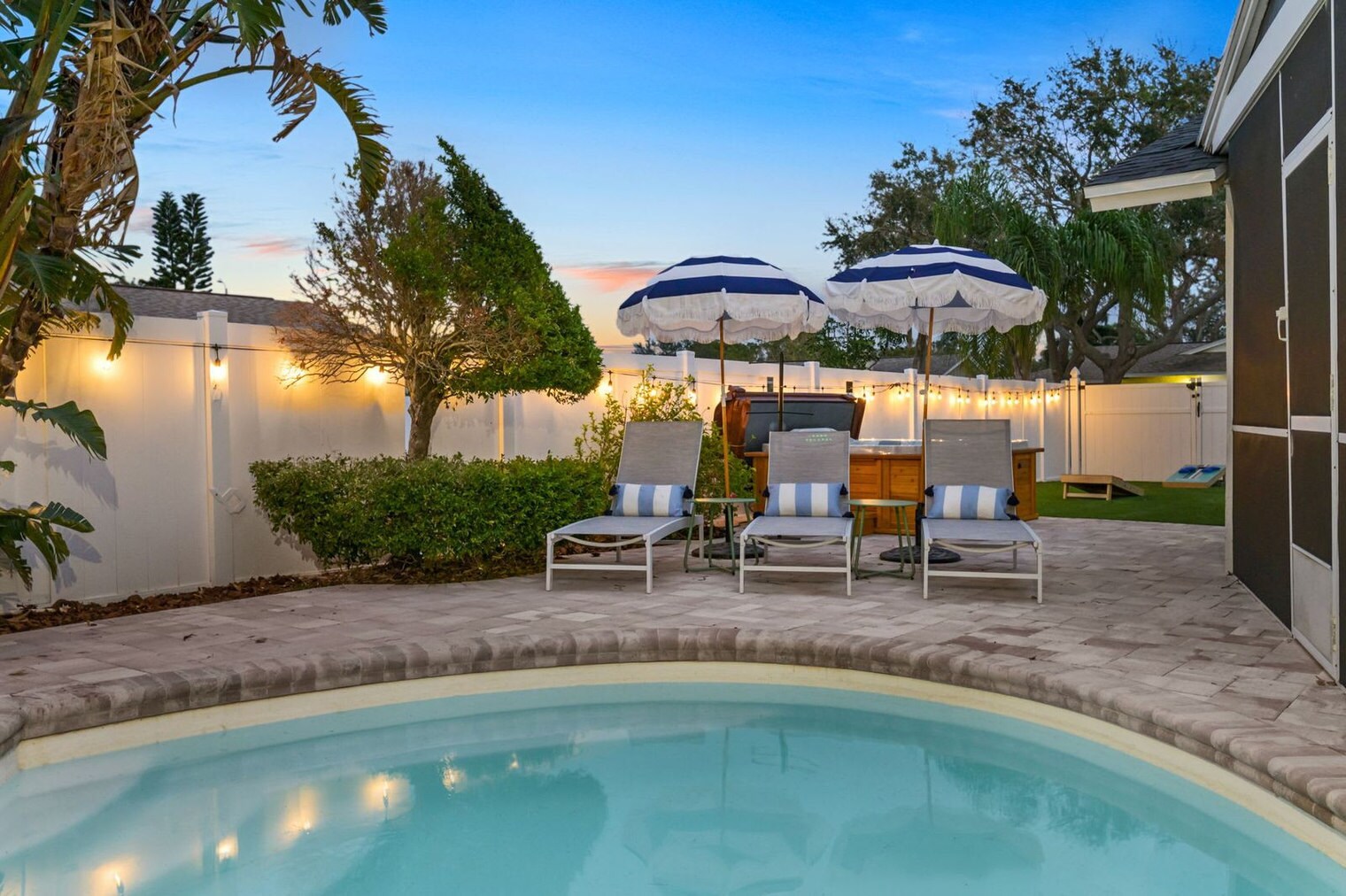 Building Photo - 13413 Coronado Dr